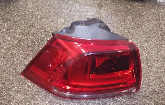 Volkswagen Golf VII Rear/tail lights 5GM945095B