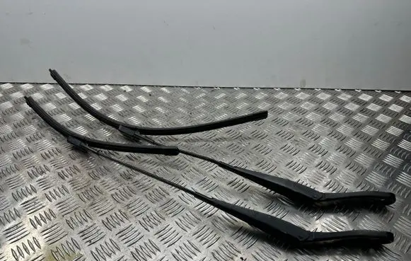 Ford Mondeo MK IV Windshield/front glass wiper blade 7S7117526 7S7117526BD