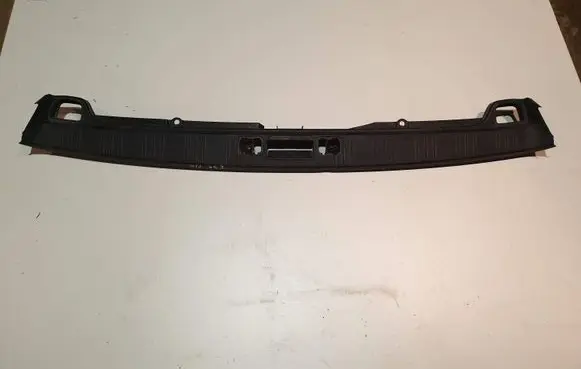 BMW 5 E39 Trunk/boot sill cover protection 8185232
