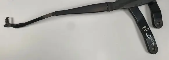 Mercedes-Benz C W204 Front wiper blade arm A2048201544