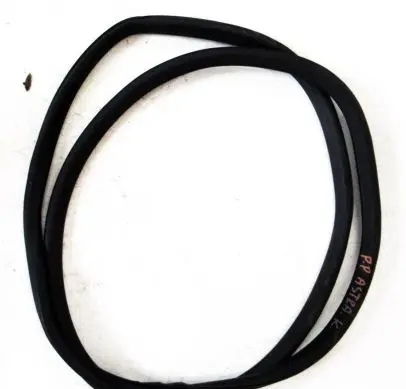 Opel Astra K Front door rubber seal