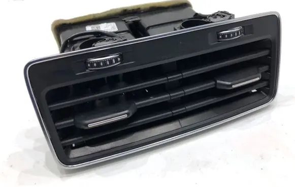 Audi Q8 Rear air vent grill 4M8819203A