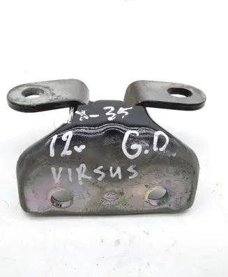 Hyundai ix35 Rear door upper hinge