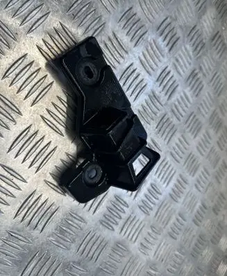 Volvo XC90 Front bumper mounting bracket 31353763