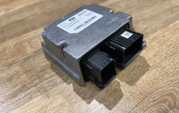 Jaguar XJ X351 Airbag control unit/module HW933B494AA