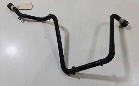Tesla Model 3 Engine coolant pipe/hose 1077600-00-E 107760000E 1077600