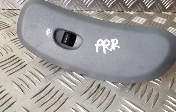 Chrysler Voyager Electric window control switch 04685753AB