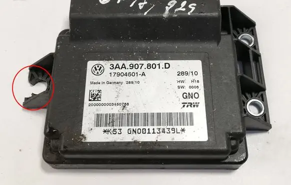 Volkswagen PASSAT B7 Rear brake EMF control unit/module 3AA907801D