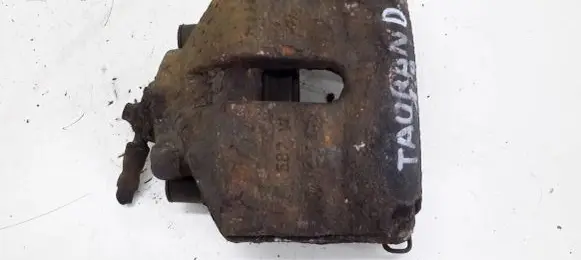 Volkswagen Touran I Front brake caliper