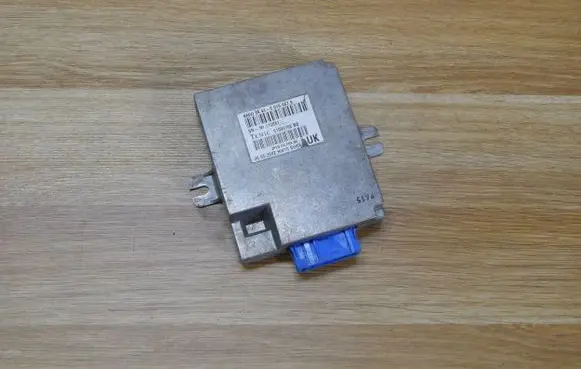BMW 7 E65 E66 Voice control module 6915047 113881 01000162