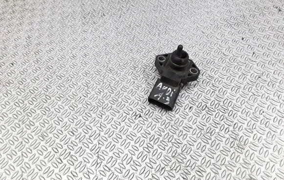 Audi A3 S3 8L Air pressure sensor 038906051 0281002177