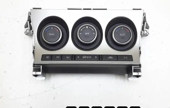Mazda 3 II Climate control unit BBT361190L