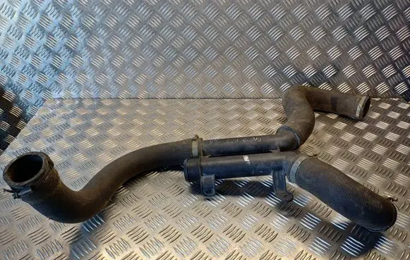 Intercooler hose/pipe