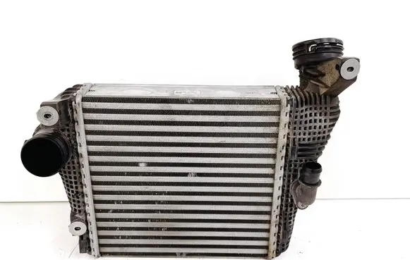 Porsche Macan (95B) Intercooler radiator 95B145804B
