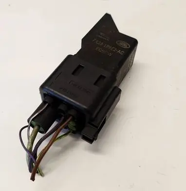 Land Rover Discovery Sport Glow plug pre-heat relay 0281003123