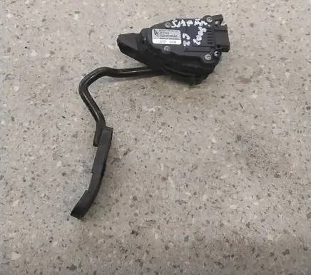 Seat Alhambra (Mk1) Accelerator throttle pedal 7M3721603E YM219F836AB 6PV00777003