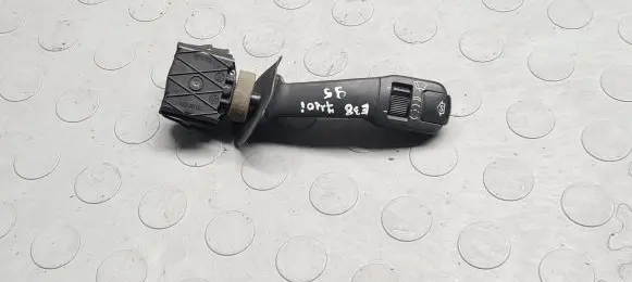 BMW 7 E38 Wiper control stalk 8352171