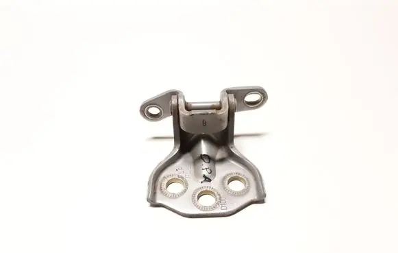 SsangYong Kyron Front door lower hinge 