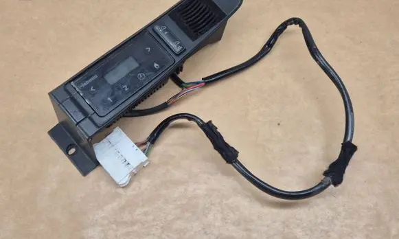 Audi A6 S6 C4 4A Auxiliary heating control unit/module 4A1867375A 4A093099