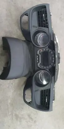 Citroen C5 Speedometer (instrument cluster) 9677285480