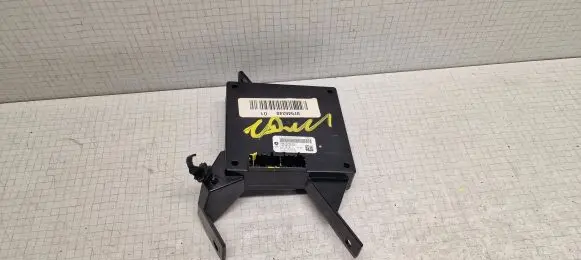 Jeep Grand Cherokee Keyless (KESSY) go control unit/module P68052899AH 03339030107 041581A