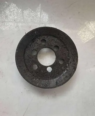 Volkswagen Golf II Crankshaft pulley 027145253