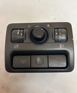 Subaru Legacy Wing mirror control module 159911