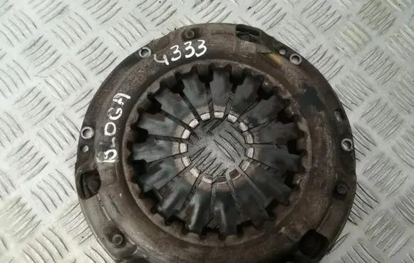 Toyota RAV 4 (XA20) Pressure plate 