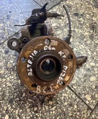 Seat Altea Front wheel hub