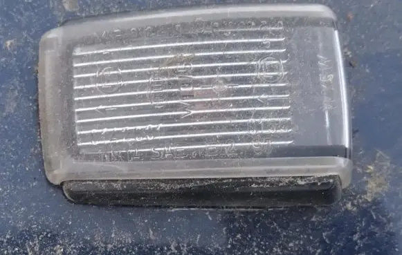 Volvo C70 Front fender indicator light