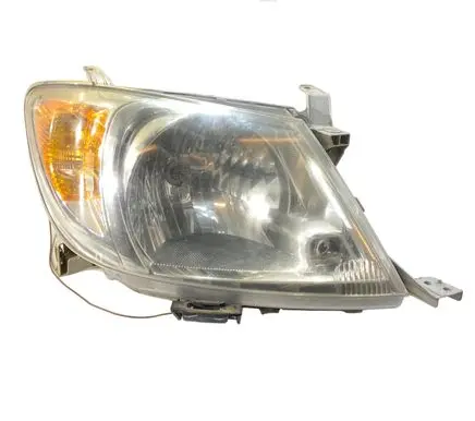 Toyota Hilux (AN10, AN20, AN30) Headlight/headlamp