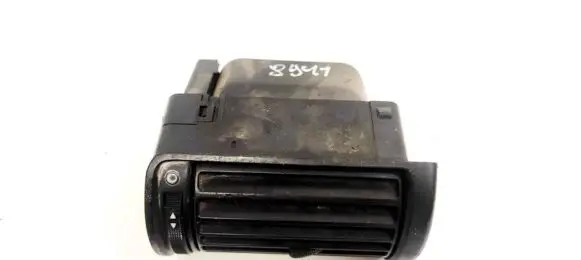 Audi A4 S4 B5 8D Dash center air vent grill 8D1820902