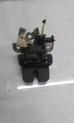 Audi A6 S6 C6 4F Tailgate/trunk/boot lock/catch/latch 8K9827505