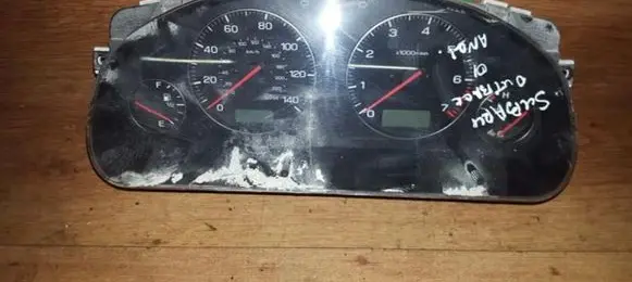 Subaru Legacy Speedometer (instrument cluster) 0254009 nsl320r