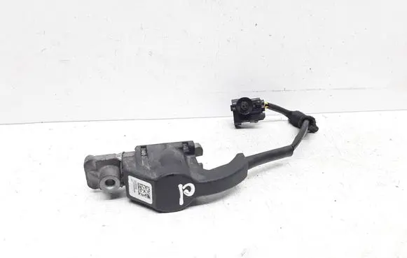 Volvo V40 Airbag deployment crash/impact sensor P31305432 31350432