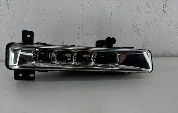 BMW 5 G30 G31 Front fog light 89250251 7349131