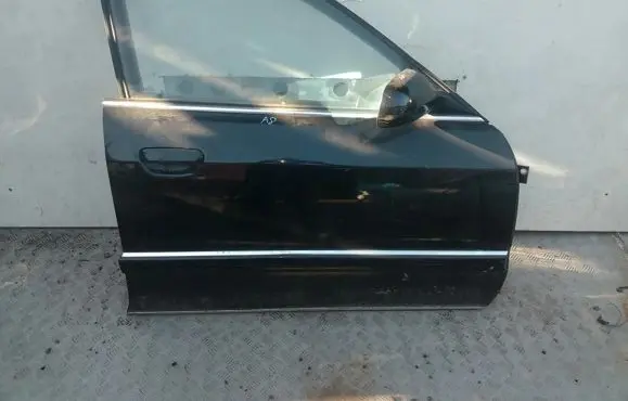 Audi A8 S8 D2 4D Front door