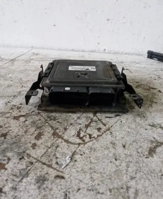 Volkswagen PASSAT B6 Engine control unit/module 03G906018EM 5WP45562AE