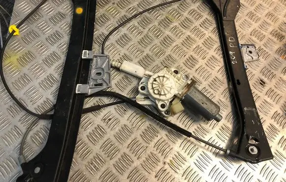 Mercedes-Benz CLK A209 C209 Front door window regulator with motor 2308200942