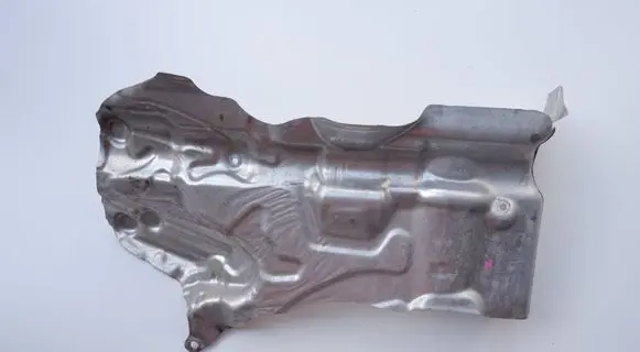 BMW 2 F46 Exhaust heat shield 6853125