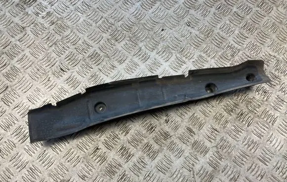 Audi A5 Fender end trim 8W0821112