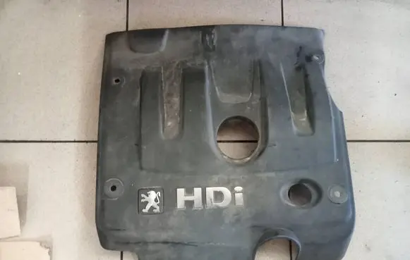 Peugeot 307 Rocker cam cover 0000