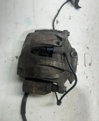 Mercedes-Benz E W211 Front brake caliper