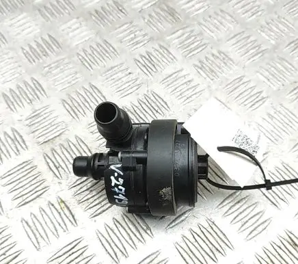 BMW X1 F48 F49 Electric auxiliary coolant/water pump 8605322