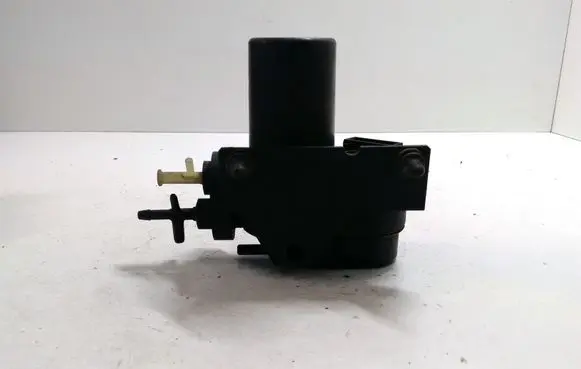 Rover 75 Central locking vacuum pump 003572