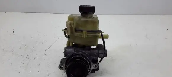 Mazda 6 Power steering pump