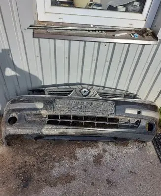 Renault Laguna II Front bumper G00146983