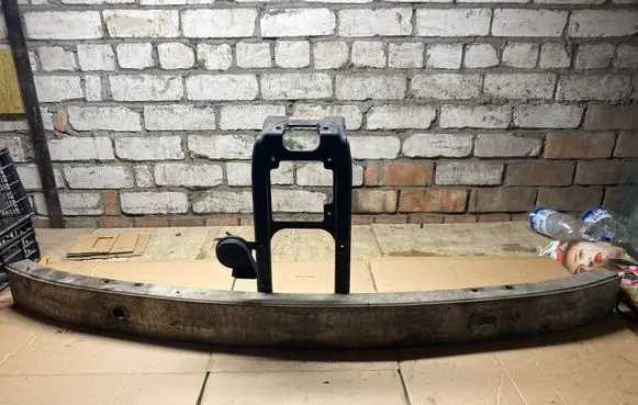 Mercedes-Benz GL X164 Front bumper cross member A1646261455