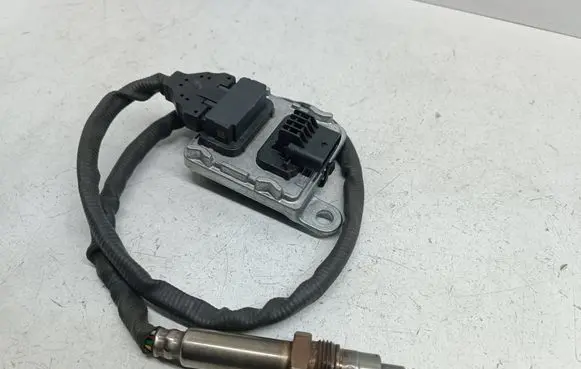 Mercedes-Benz E W213 Lambda probe sensor A0009058111 SNS1006 0009058111