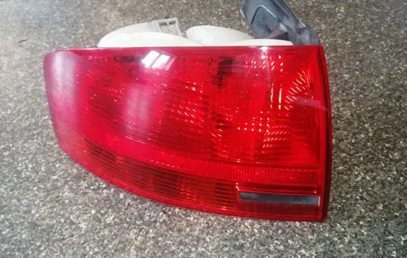 Audi A4 S4 B7 8E 8H Rear/tail lights 8E5945095